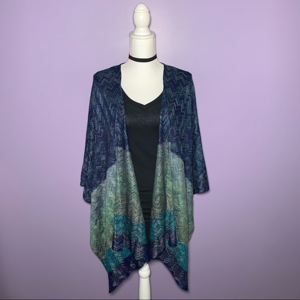 NWT Vince Camuto Zig Zag Poncho
